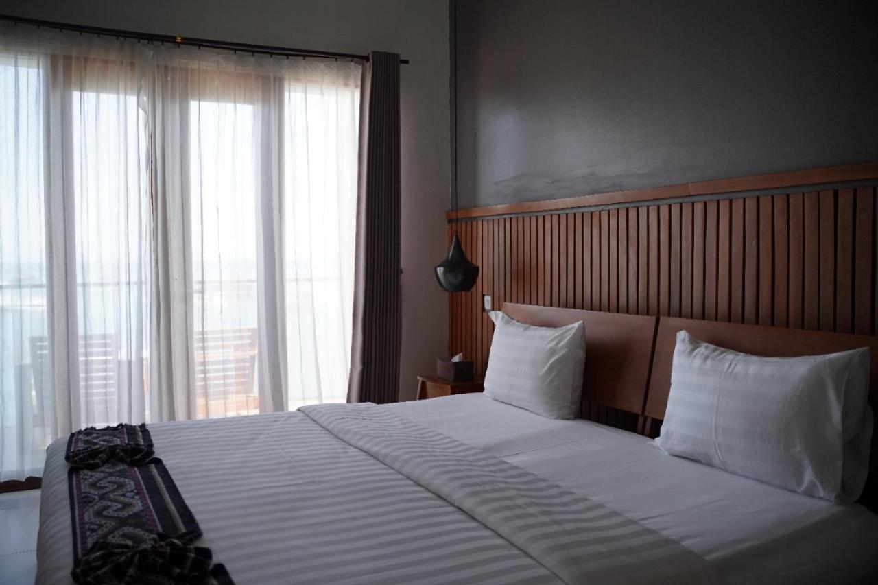 Escape Bajo Hotel Labuan Bajo Ngoại thất bức ảnh