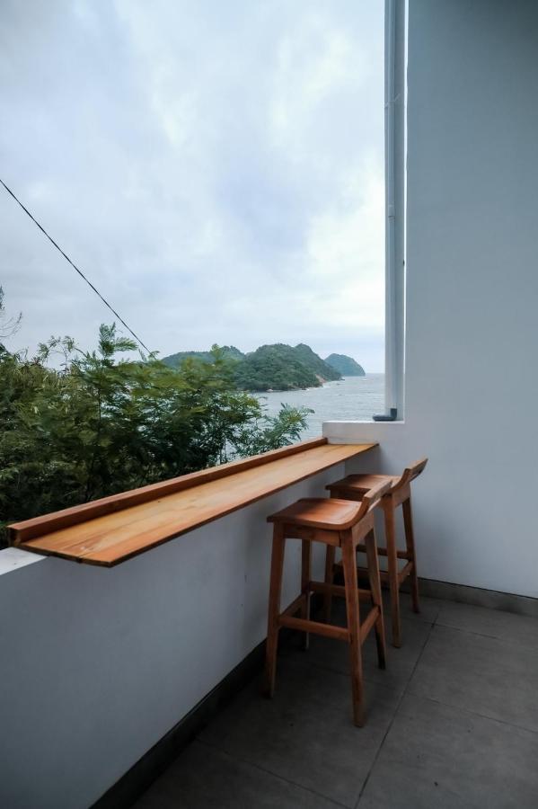 Escape Bajo Hotel Labuan Bajo Ngoại thất bức ảnh