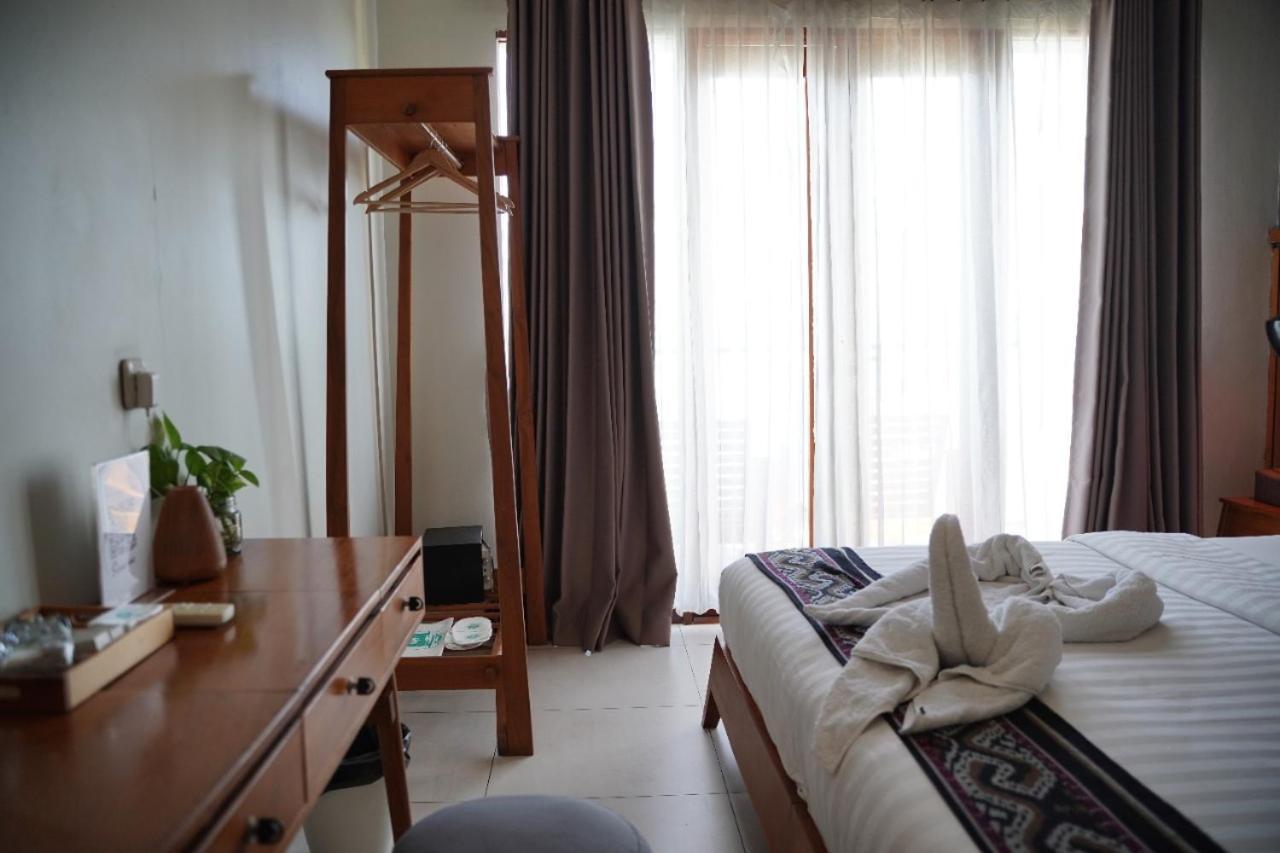 Escape Bajo Hotel Labuan Bajo Ngoại thất bức ảnh