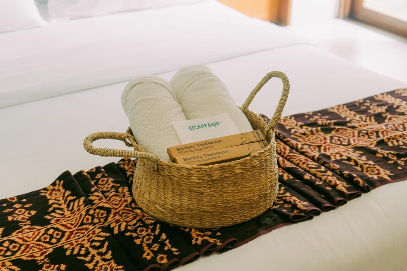 Escape Bajo Hotel Labuan Bajo Ngoại thất bức ảnh