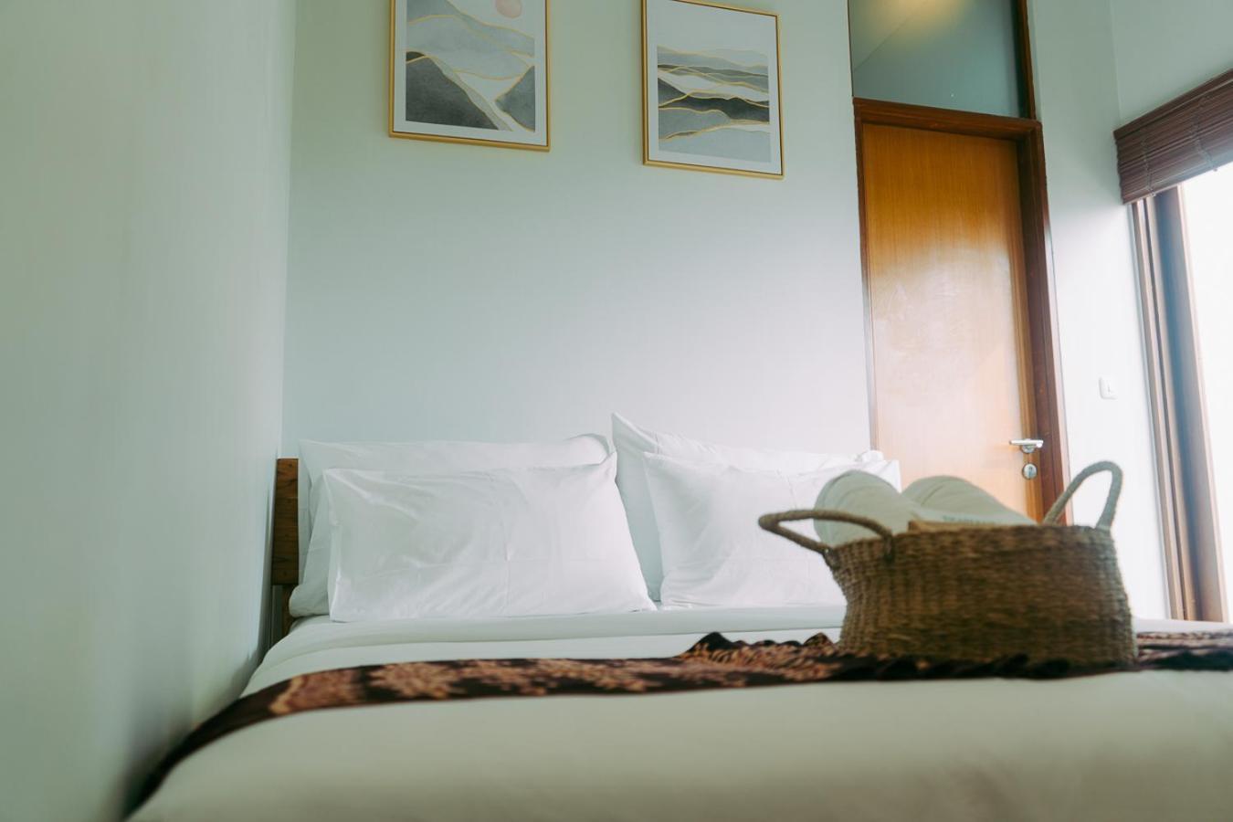 Escape Bajo Hotel Labuan Bajo Ngoại thất bức ảnh