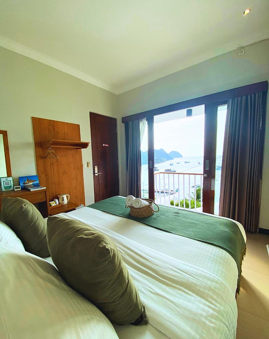 Escape Bajo Hotel Labuan Bajo Ngoại thất bức ảnh